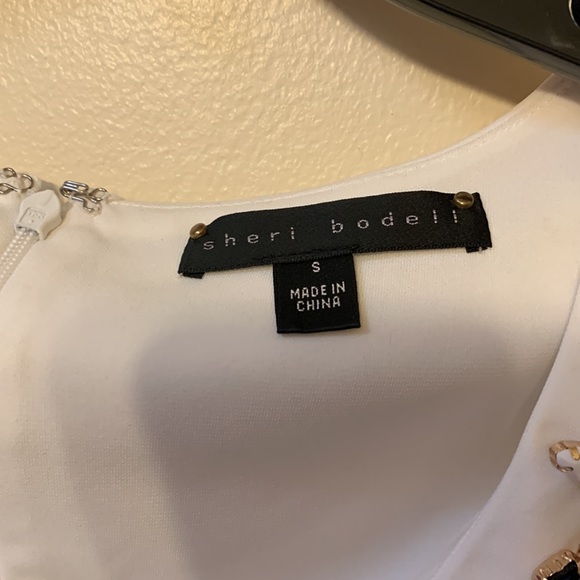 Sheri Bodell Size Small White Dress with Black Gemstones Neckline Trim - Picture 2 of 9